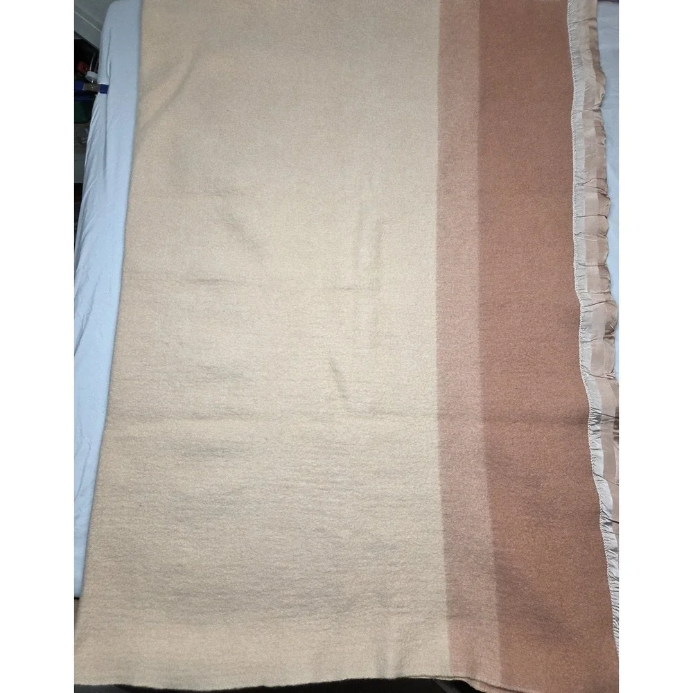 Vintage St.  Marys 100% Wool‎ Camp Striped Blanket Peach Pink Ombre 56x80